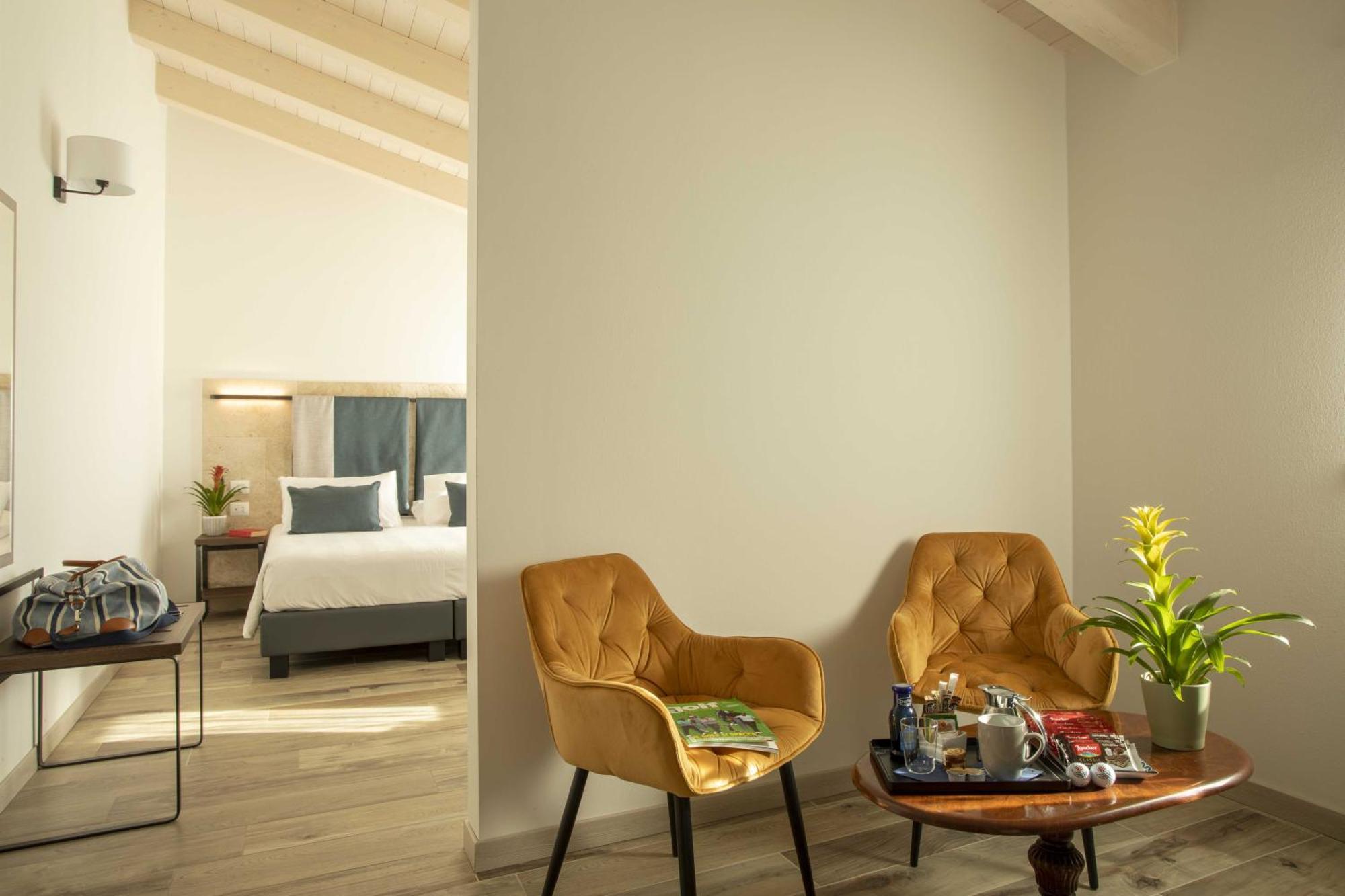 Riva Toscana Golf Resort & Spa Фоллоника Экстерьер фото